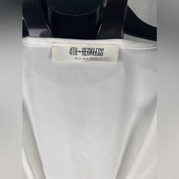 4TH & RECKLESS White Midi Wrap Dress Size Medium (8-10) NWT - Picture 7 of 13